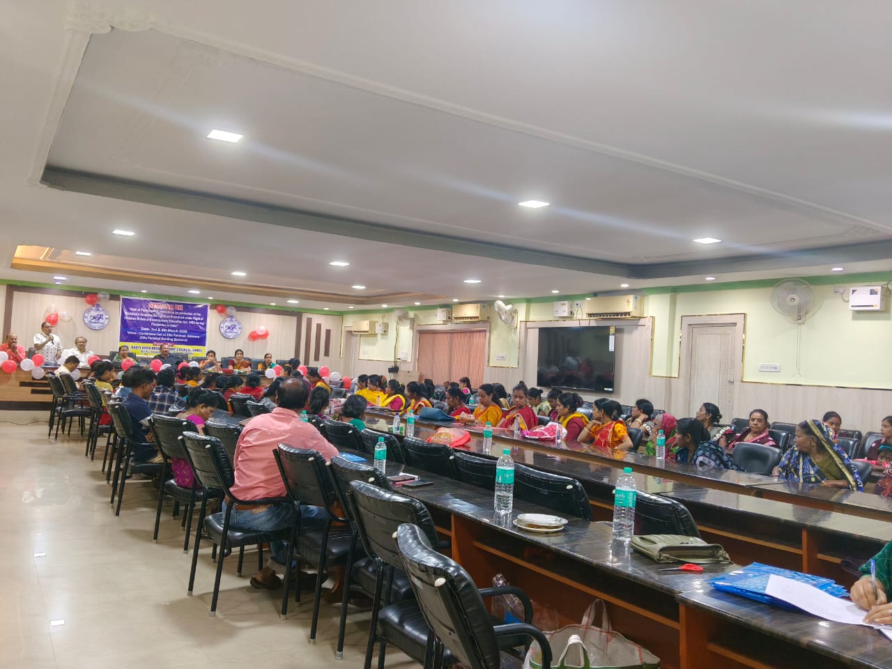Flower bouquet welcoming guests
